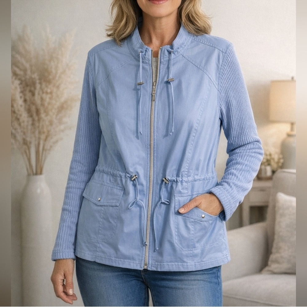 NWT Chico’s Zenergy Light Blue Mixed Media Jacket, Size 16/18*